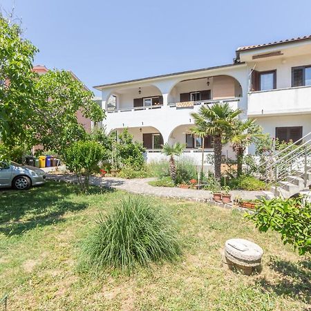 Apartment Beti With Balcony Baška Екстериор снимка