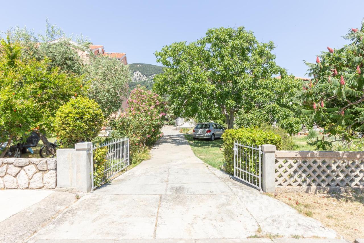 Apartment Beti With Balcony Baška Екстериор снимка