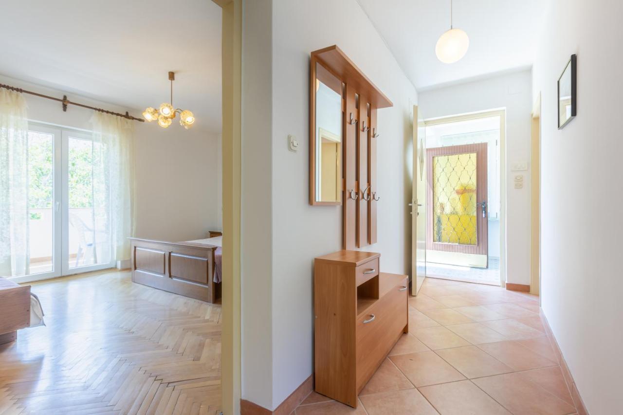 Apartment Beti With Balcony Baška Екстериор снимка