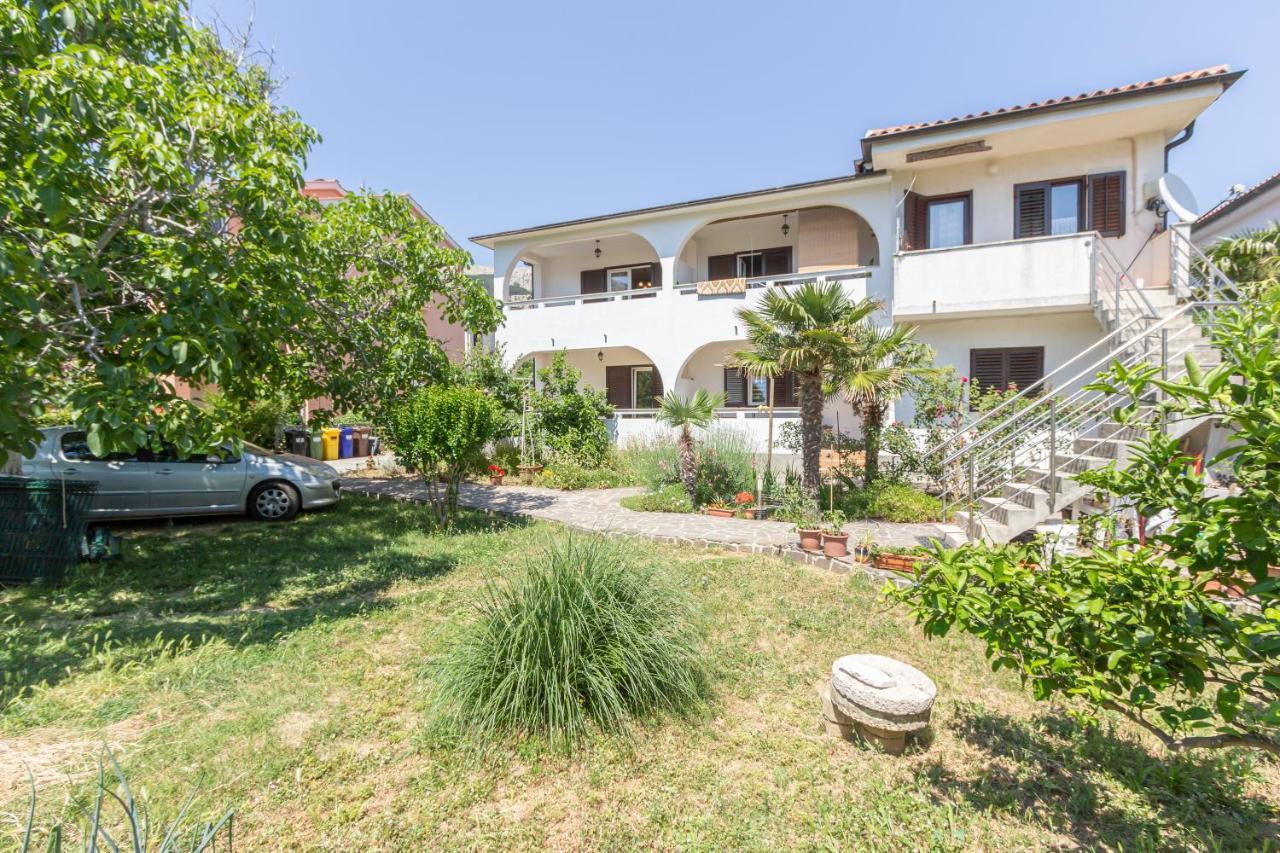 Apartment Beti With Balcony Baška Екстериор снимка