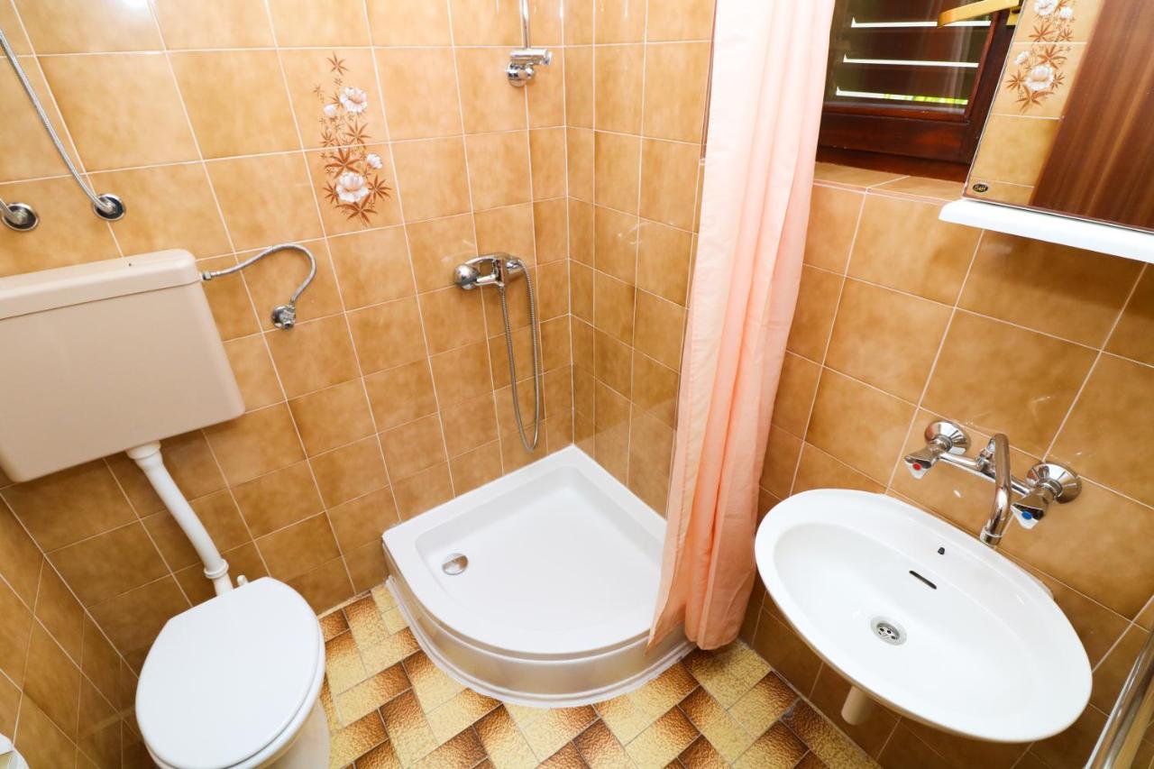 Apartment Beti With Balcony Baška Екстериор снимка